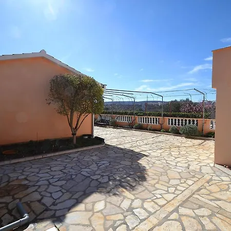 Apartment Bakota.4 *